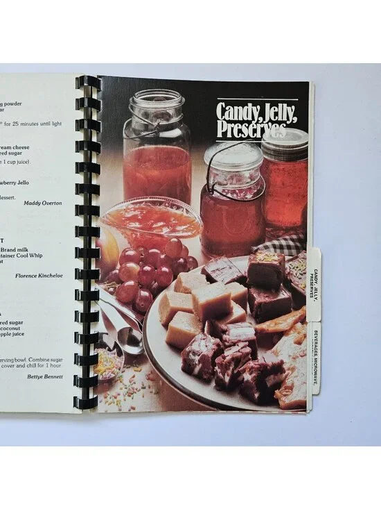 Vintage 80s What's Cooking In Our Kitchens Christian Women's Fellowship Disciple - Picture 13 of 16